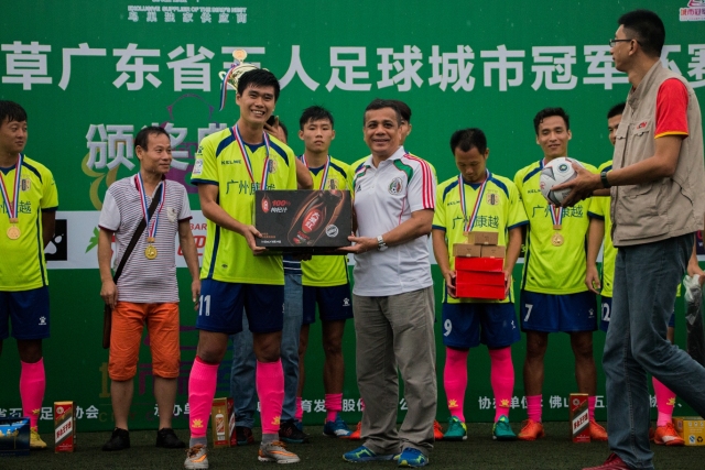 维尔茨成为两年来英超单场造9次机会的首位球员